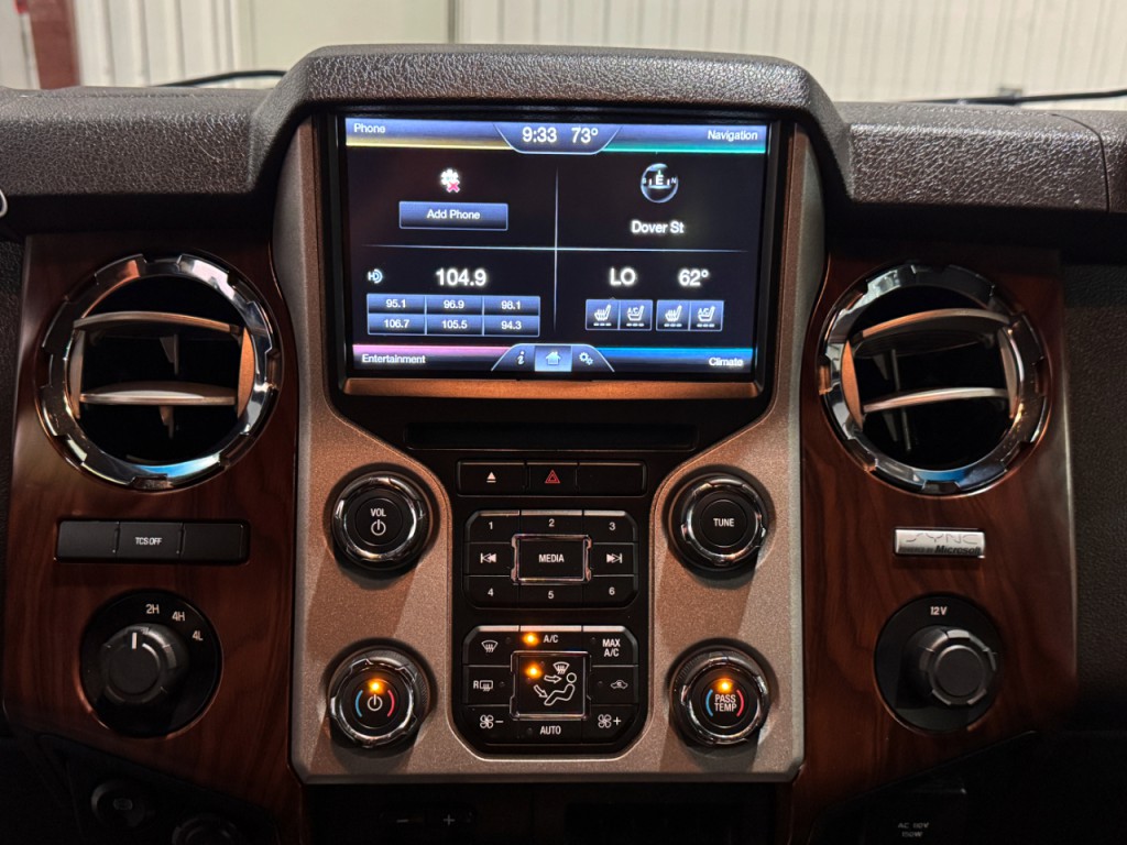 2015 Ford F-350 Image 21