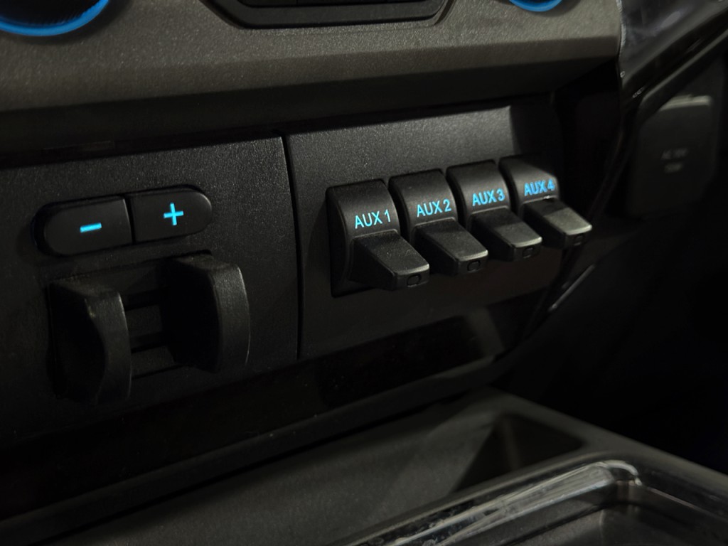 2015 Ford F-350 Image 15