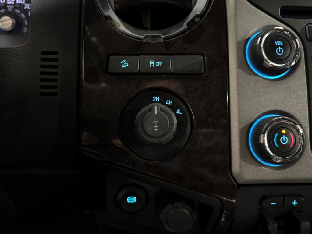 2015 Ford F-350 Image 17