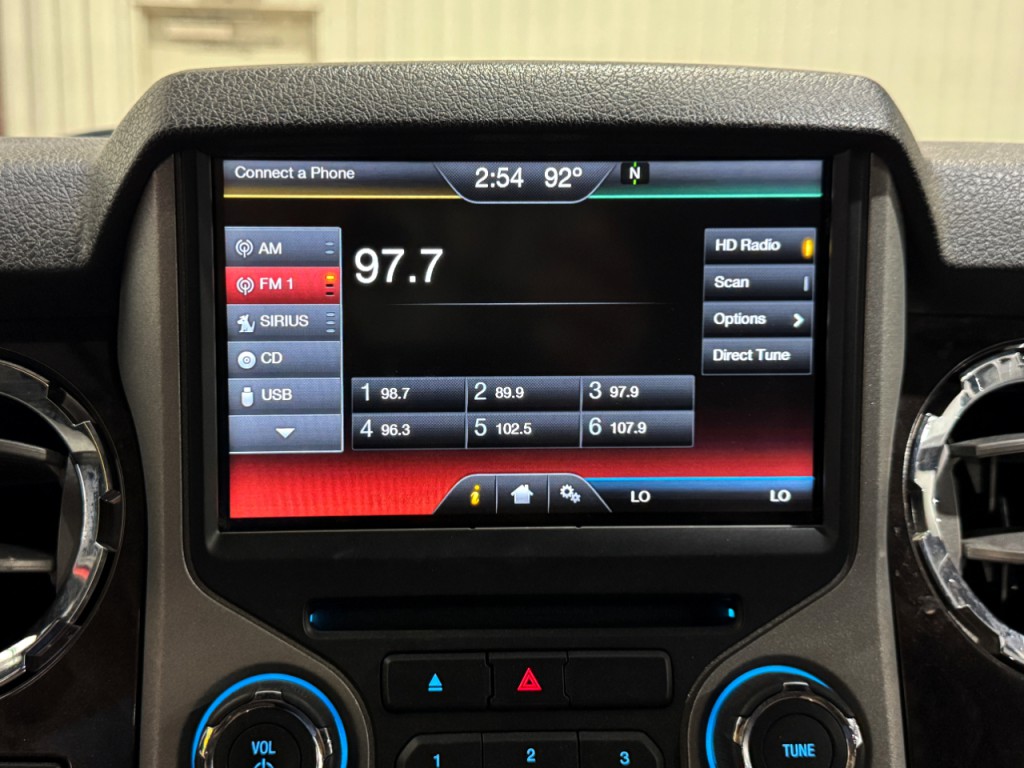 2015 Ford F-350 Image 24