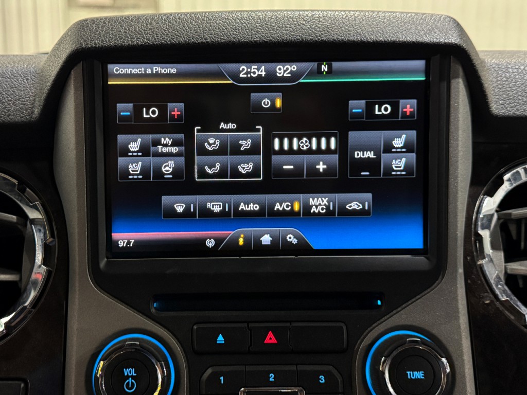 2015 Ford F-350 Image 25