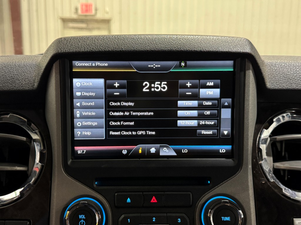 2015 Ford F-350 Image 28