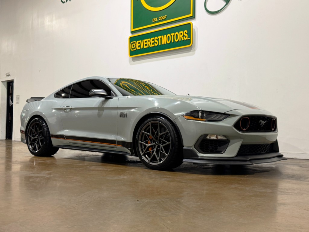 2022 Ford Mustang Image 2