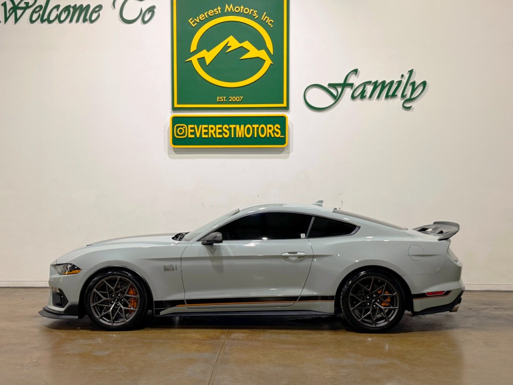 2022 Ford Mustang Image 6
