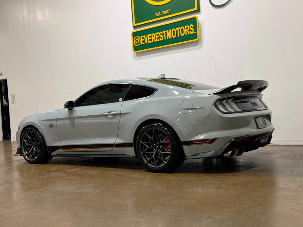 2022 Ford Mustang Image 7