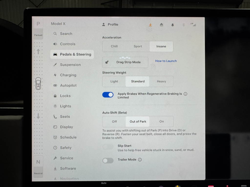 2022 Tesla Model X Image 13
