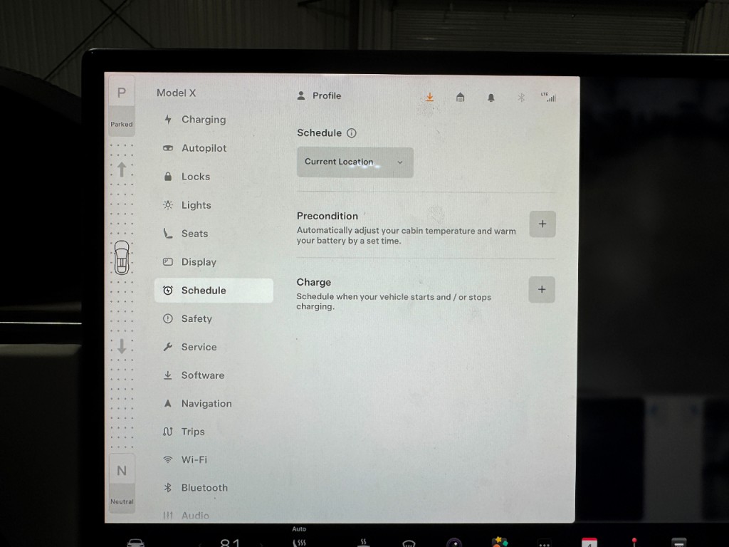 2022 Tesla Model X Image 20