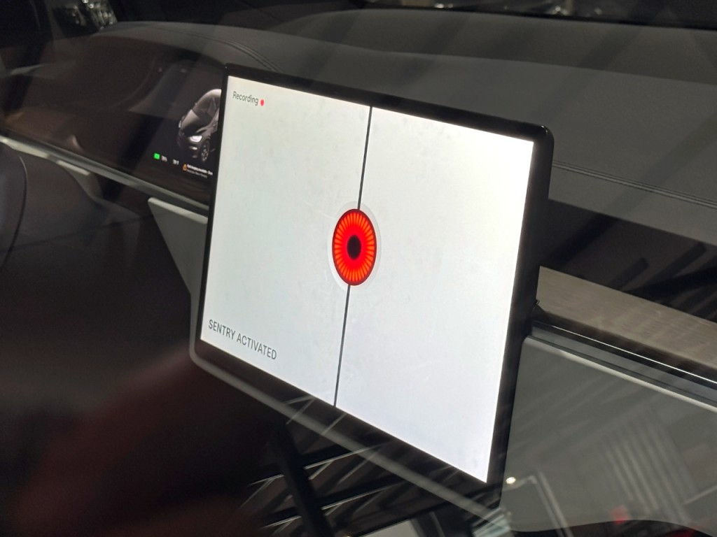 2022 Tesla Model X Image 27