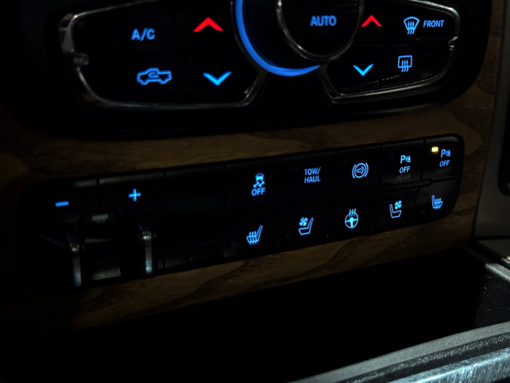 2018 RAM 2500 Image 35