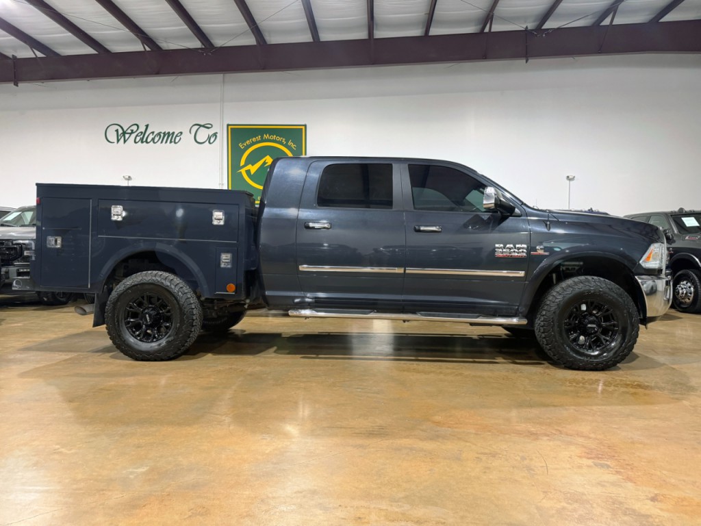 2015 RAM 3500 Image 2