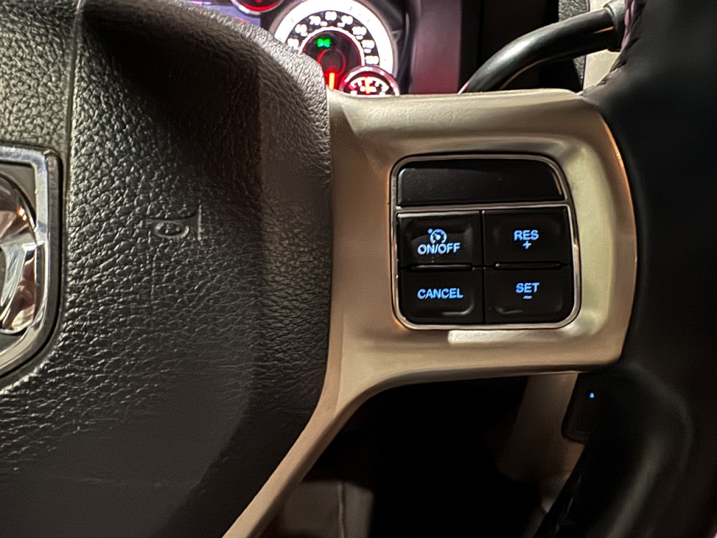 2015 RAM 3500 Image 6