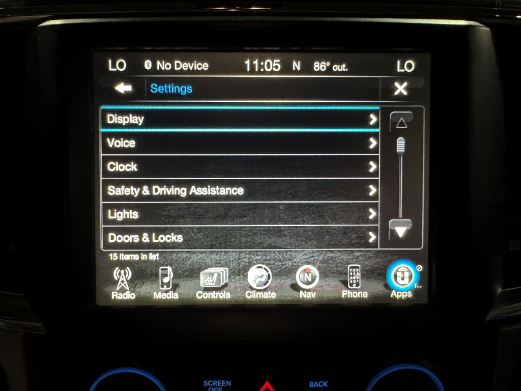 2015 RAM 3500 Image 23