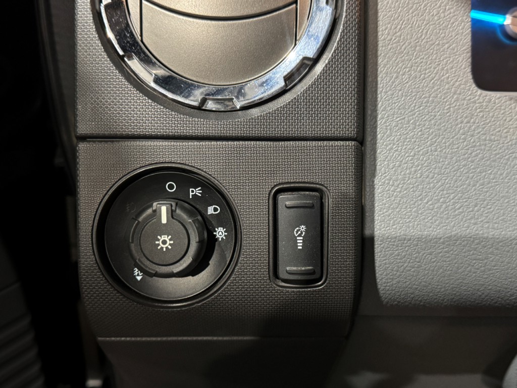 2016 Ford F-250 Image 15