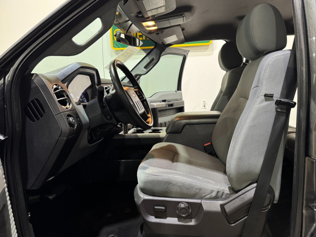 2016 Ford F-250 Image 12