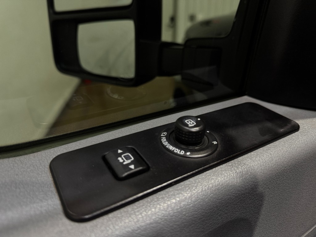 2016 Ford F-250 Image 25