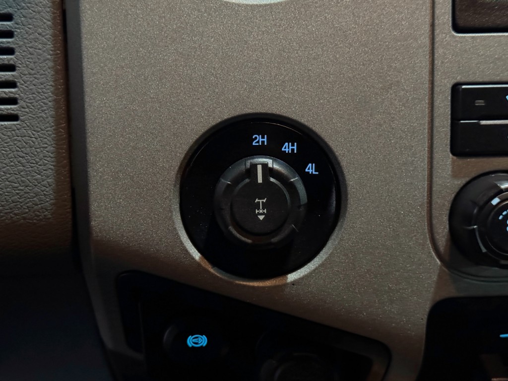 2016 Ford F-250 Image 29