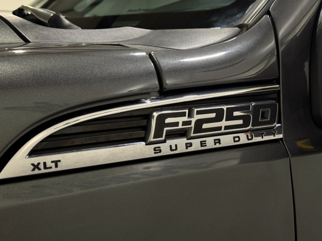 2016 Ford F-250 Image 40