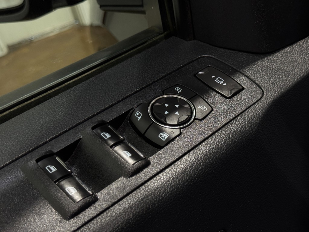 2022 Ford F-250 Image 32