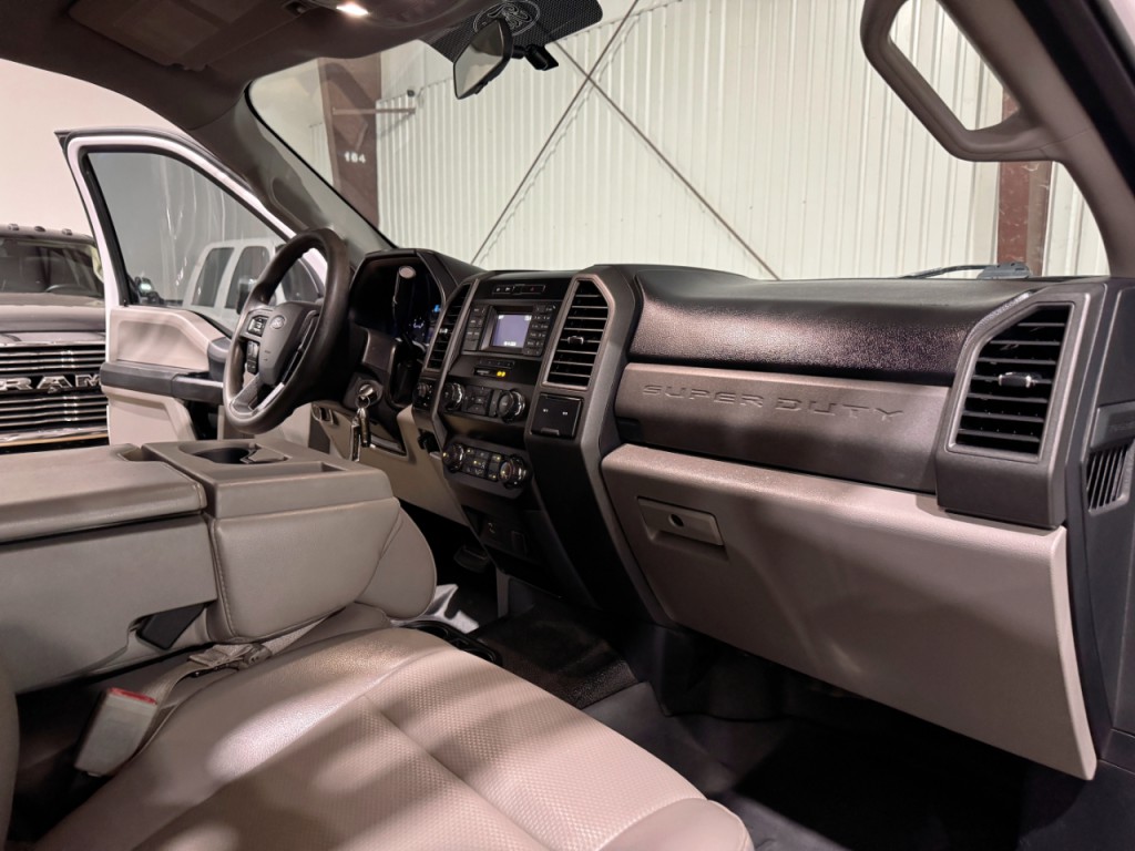 2019 Ford F-350 Image 6