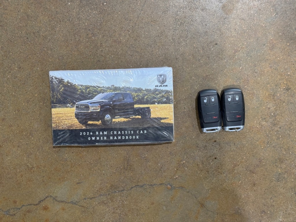 2024 RAM 3500 Image 29