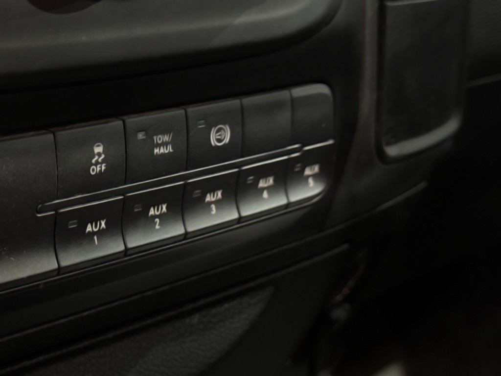 2015 RAM 4500 Image 10