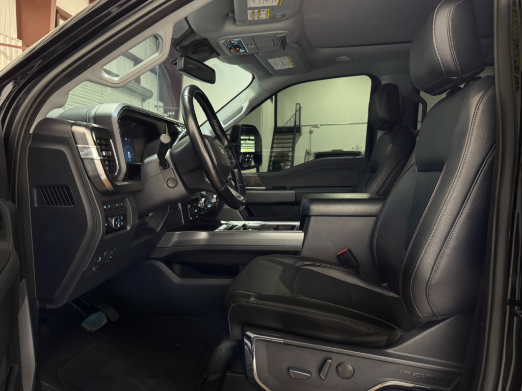 2023 Ford F-250 Image 6