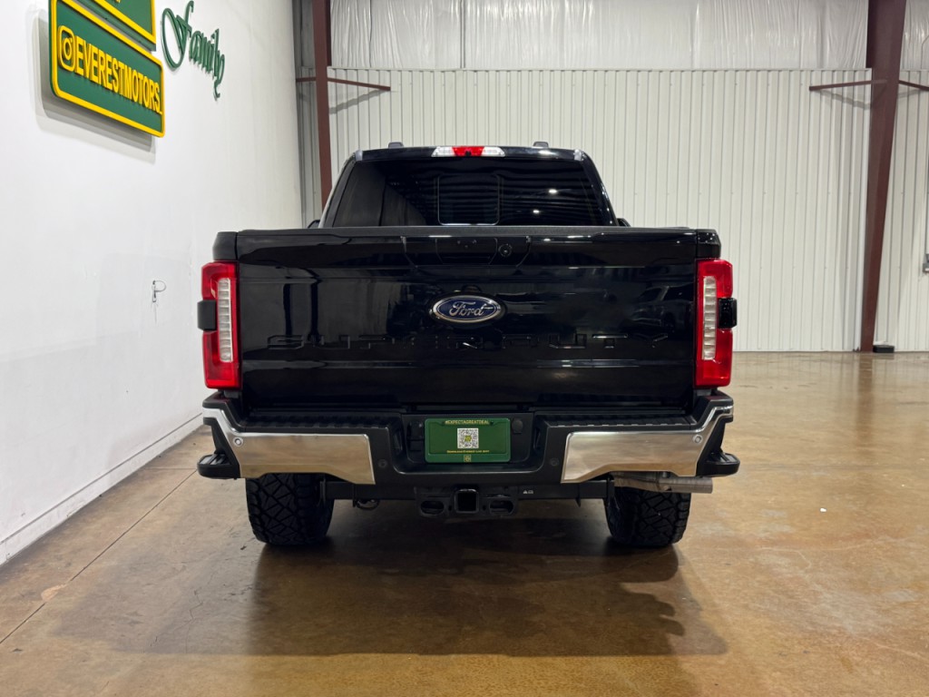 2023 Ford F-250 Image 7
