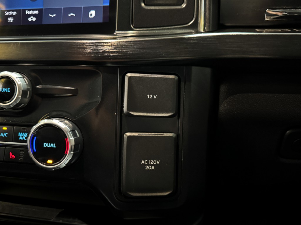 2023 Ford F-250 Image 24