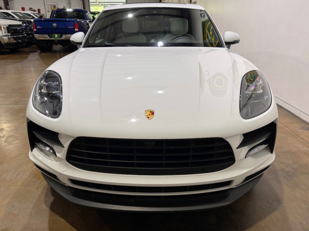 2021 Porsche Macan Image 4