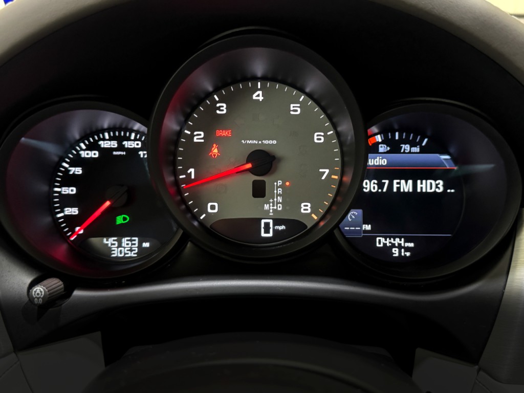 2021 Porsche Macan Image 35