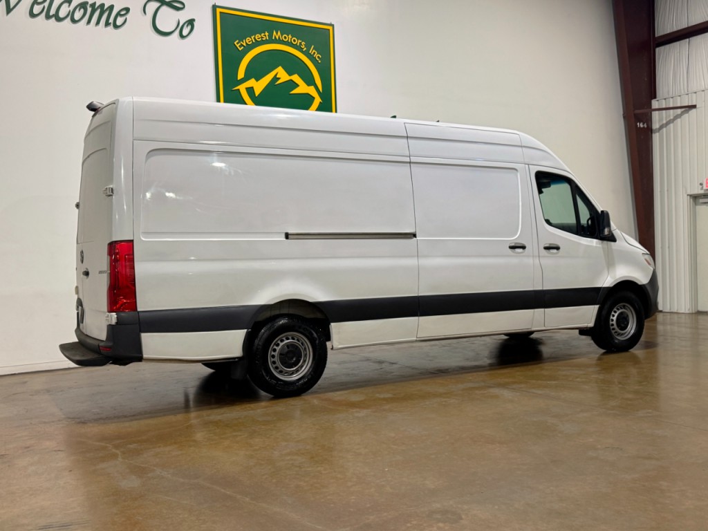2021 Mercedes-Benz Sprinter Cargo Image 3