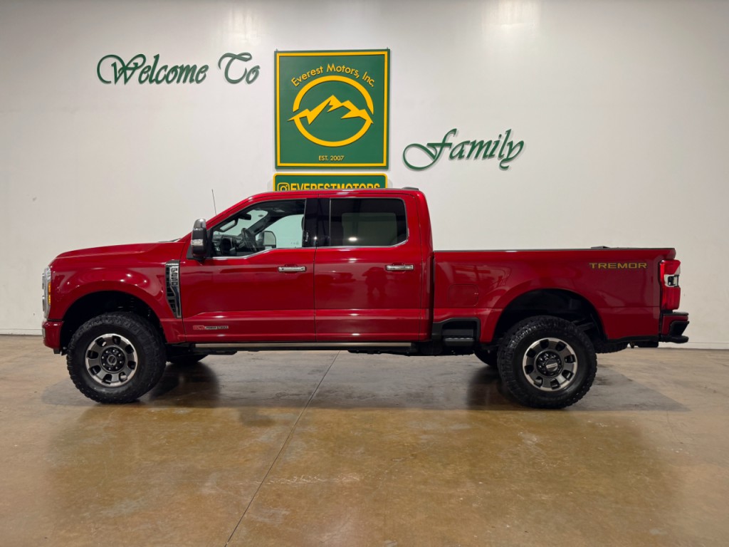 2023 Ford F-250 Image 2