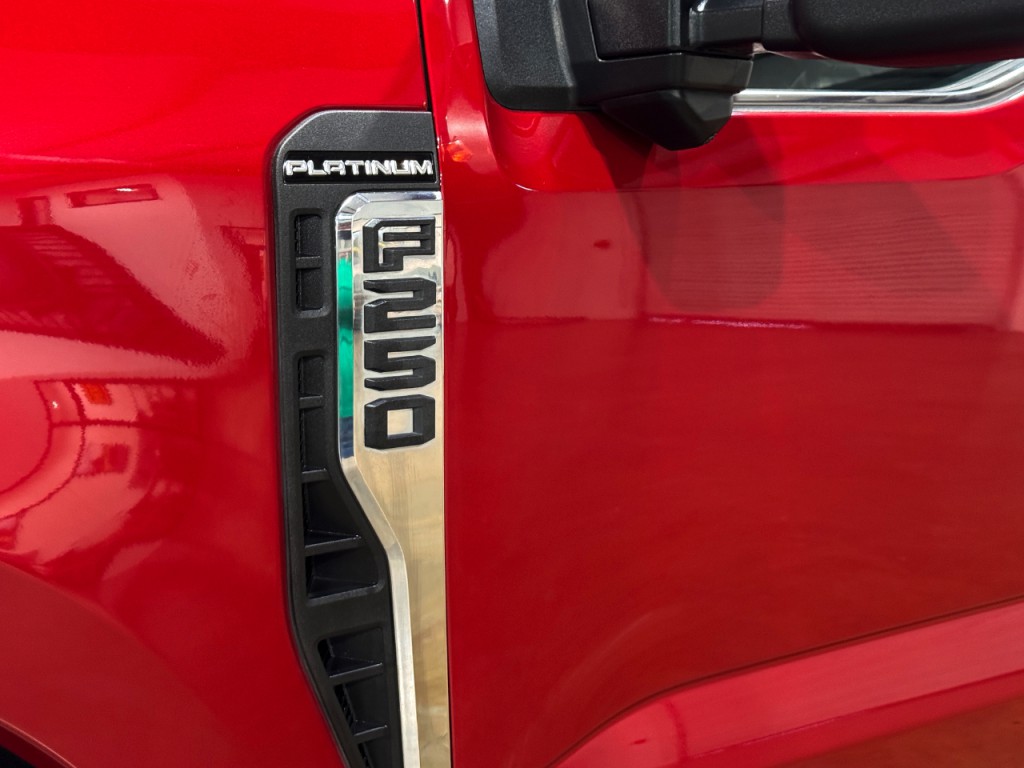 2023 Ford F-250 Image 46