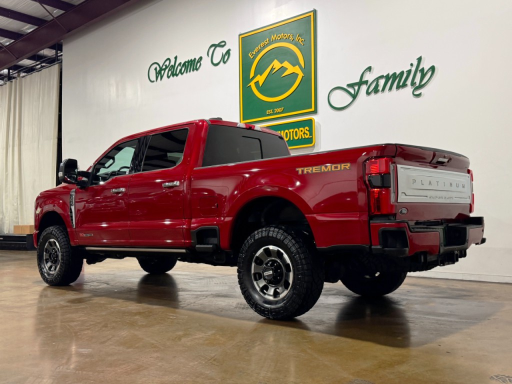 2023 Ford F-250 Image 6