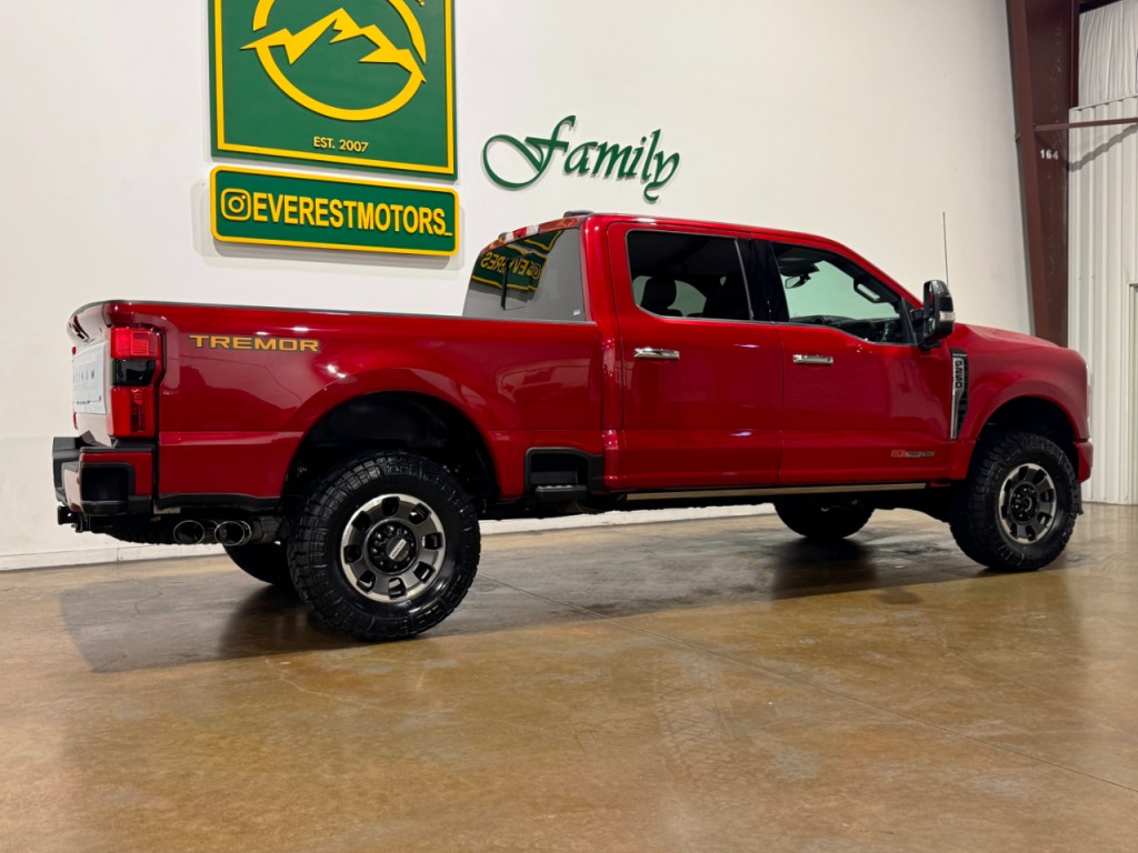 2023 Ford F-250 Image 8