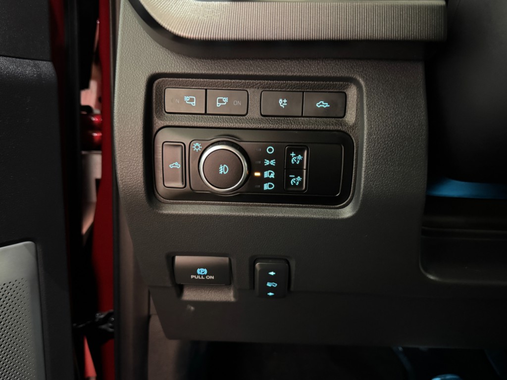 2023 Ford F-250 Image 26