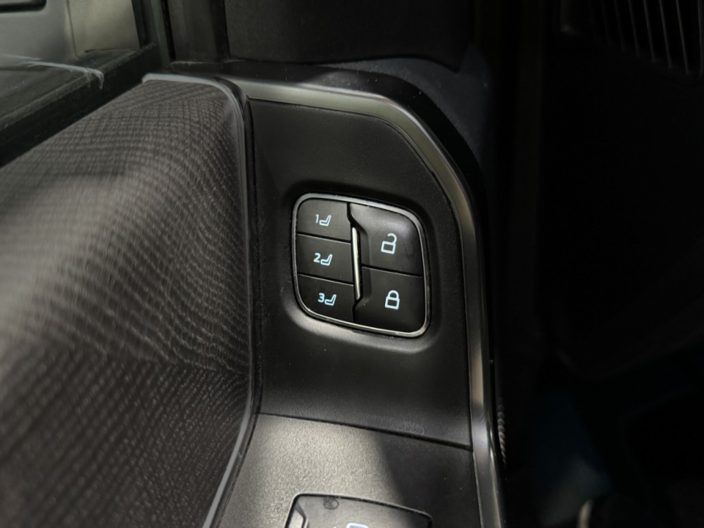 2023 Ford F-250 Image 32