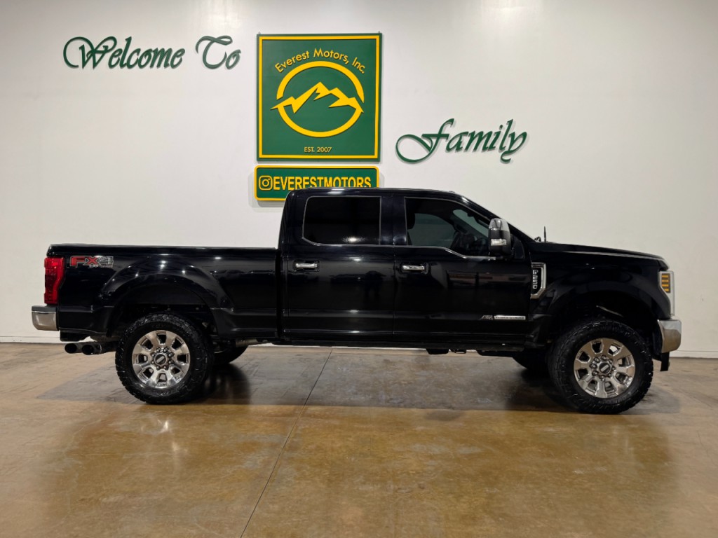 2017 Ford F-250 Image 2