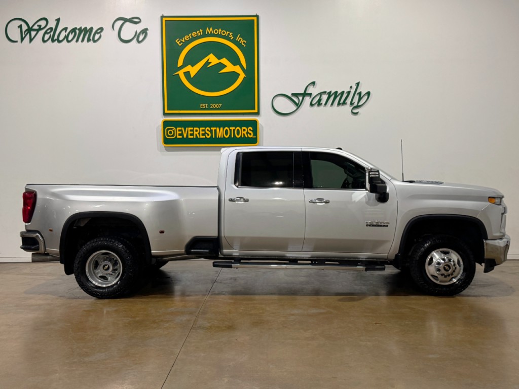 2022 Chevrolet Silverado 1500 Image 2