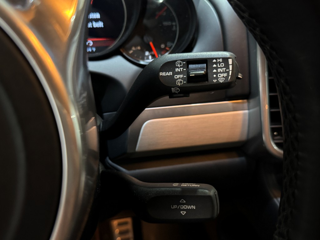 2013 Porsche Cayenne Image 5