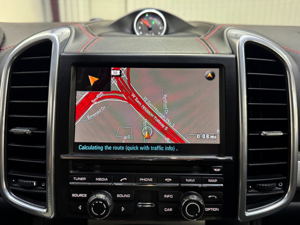 2013 Porsche Cayenne Image 15