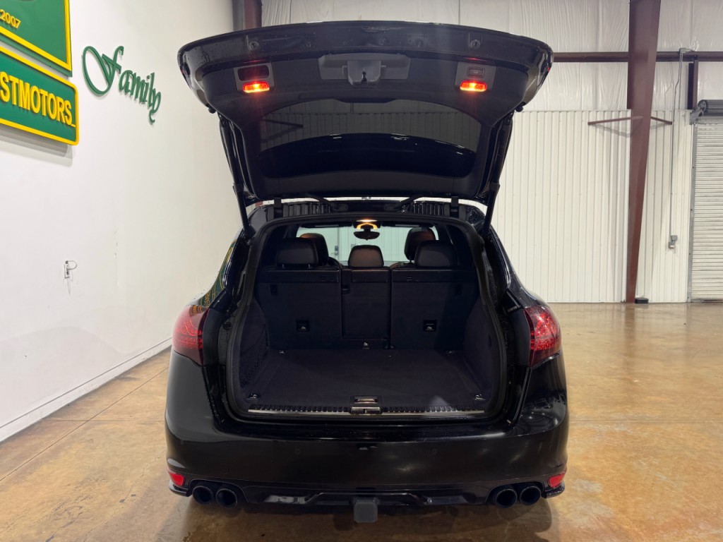 2013 Porsche Cayenne Image 25