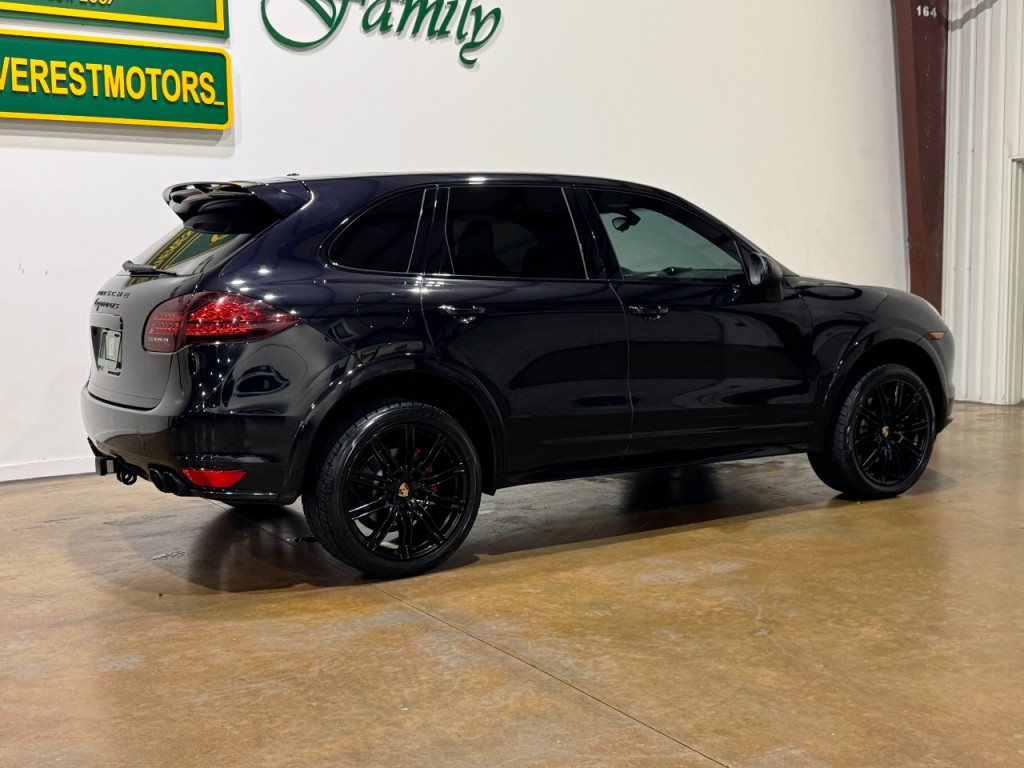 2013 Porsche Cayenne Image 7