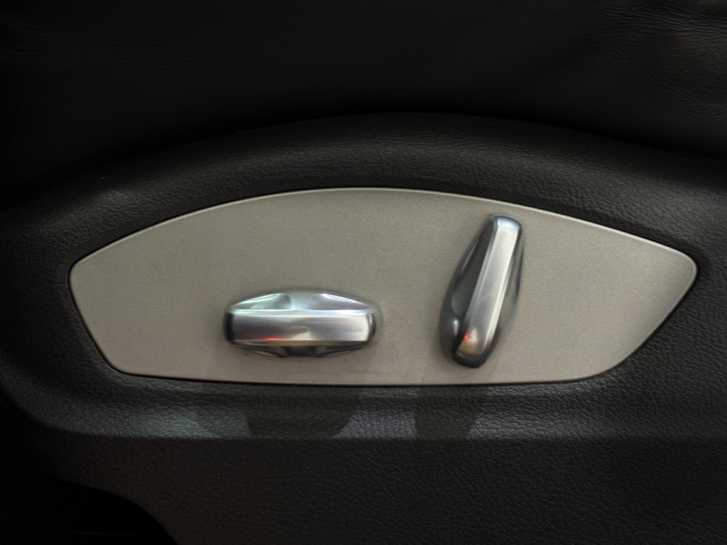 2013 Porsche Cayenne Image 22