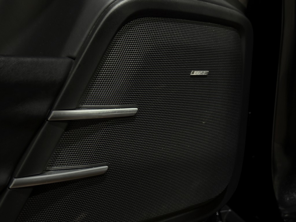 2013 Porsche Cayenne Image 33