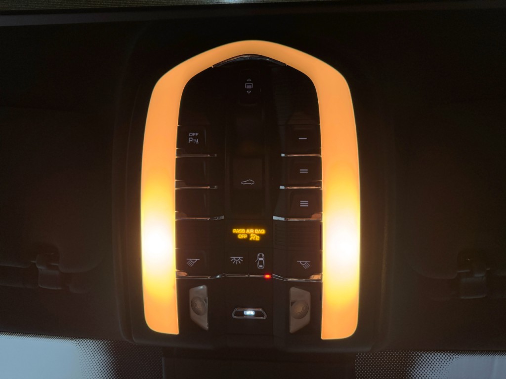 2013 Porsche Cayenne Image 34