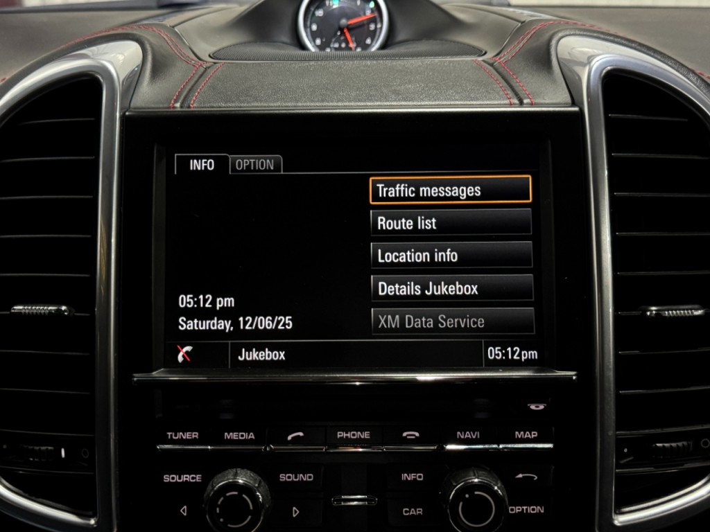 2013 Porsche Cayenne Image 55