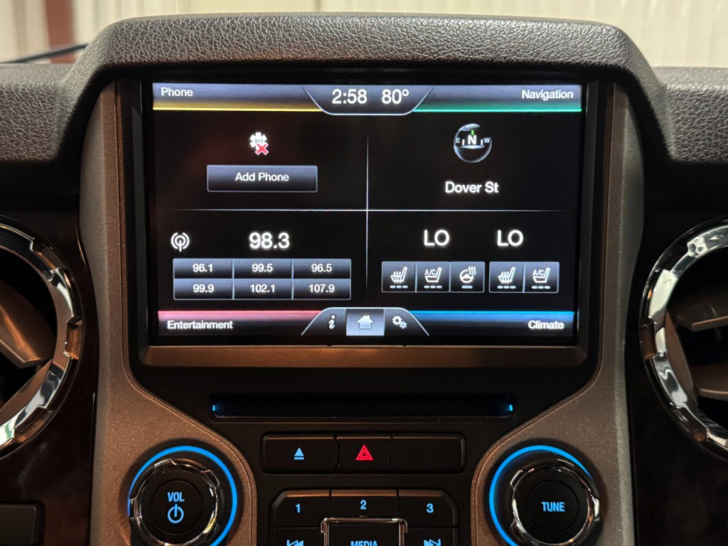 2015 Ford F-250 Image 16