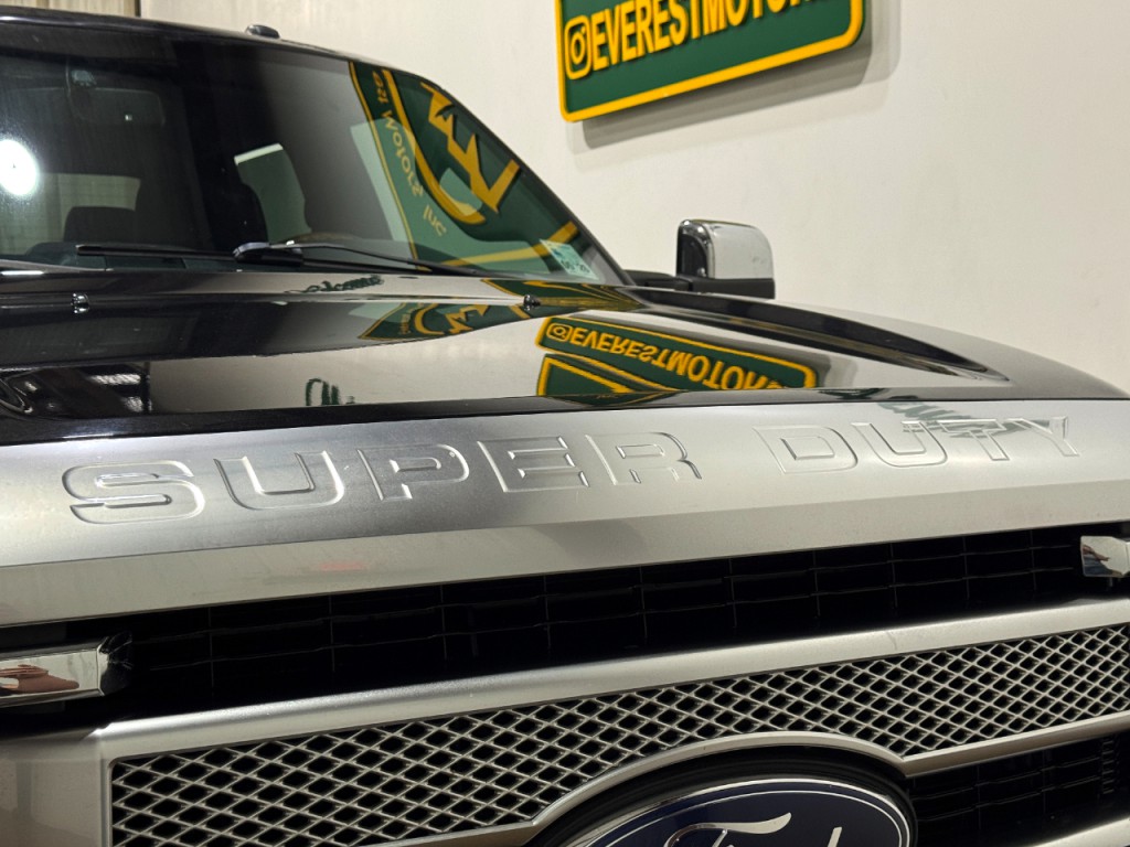 2015 Ford F-250 Image 32