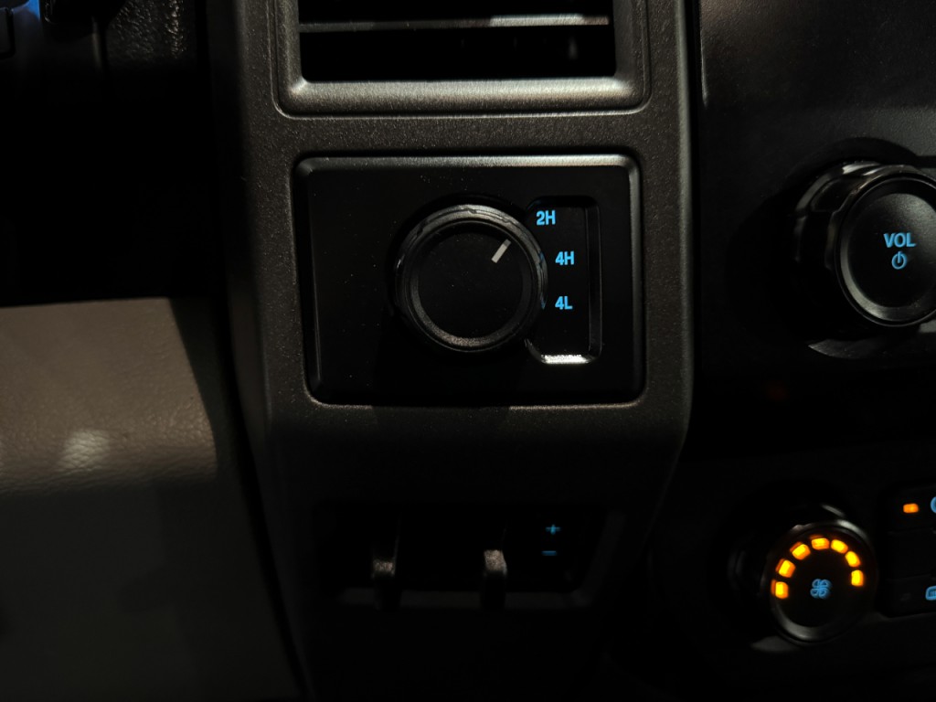 2021 Ford F-250 Image 26